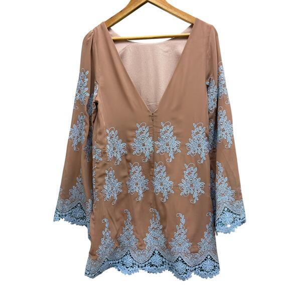 Free the Roses Floral Embroidered Chiffon Mini Dress Small Nude Blue NWT - Picture 3 of 10